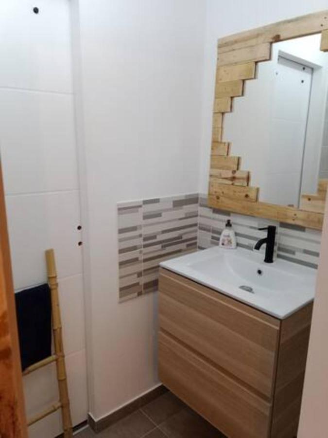 Landaul Comme A La Maison - Chambre Privee & Sde Attenante - Centre De Lorient, Vannes, Carnac 아파트 외부 사진